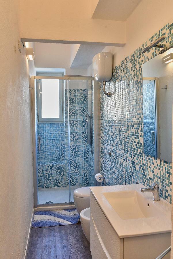 L'Acquario Apartment Cala Gonone Luaran gambar